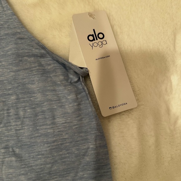 ALO Yoga Heather Blue Crop Tank - Picture 5 of 9